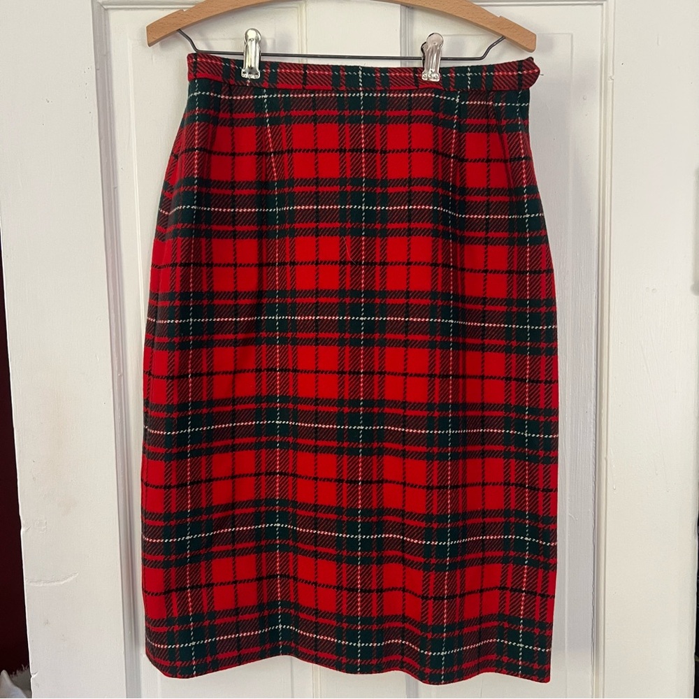 Vintage Pendleton Red and Green Plaid Pencil Skirt 100% Wool